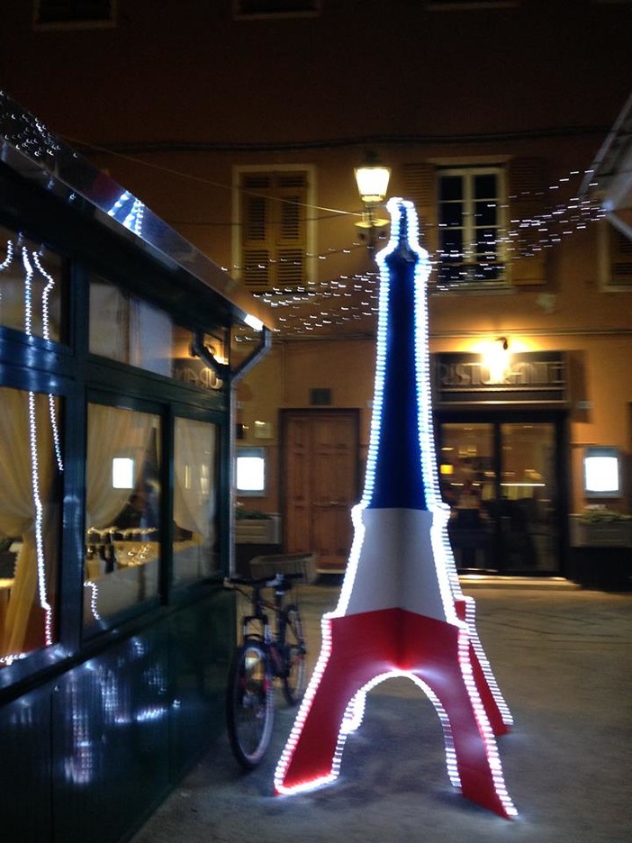 Alassio solidale a Parigi anche per Natale Alassio solidale a Parigi anche per Natale