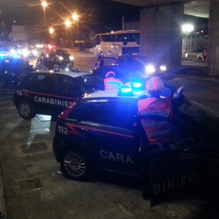 Contrasto ai furti e allo spaccio: elicottero e Carabinieri in azione ad Albenga, controllate 105 persone Contrasto ai furti e allo spaccio: elicottero e Carabinieri in azione ad Albenga, controllate 105 persone