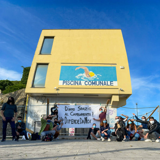 Savona, ex piscina di corso Trento e Trieste. L'associazione #Dipendedanoi: "Serve cambio di rotta per riqualificare l'impianto"