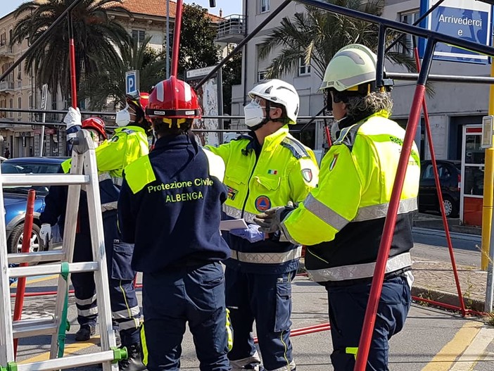 Albenga: sfiorate le 400 ore di attività della Protezione Civile dall'inizio emergenza
