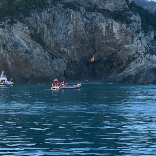 Spiaggia di Punta Crena: "Se è un problema di responsabilità in caso di incidenti, perché non chiudere i percorsi di trekking o arrampicata?" Spiaggia di Punta Crena: "Se è un problema di responsabilità in caso di incidenti, perché non chiudere i percorsi di trekking o arrampicata?"