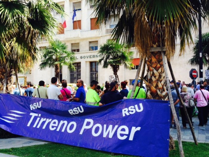 Tirreno Power alla frutta, domani corteo a Savona: direzione Prefettura
