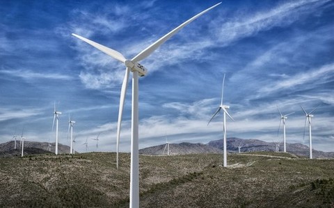 Il coordinamento Tutela Montecerchio: "Sviluppo turistico e impianti eolici industriali non possono convivere"