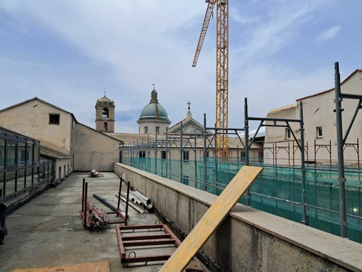 Savona, per Palazzo della Rovere si va verso la Fondazione: incarico per il piano economico Savona, per Palazzo della Rovere si va verso la Fondazione: incarico per il piano economico
