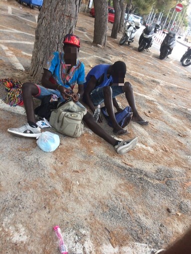 Migranti ospitati ad Alassio si allontanano volontariamente, controlli di Municipale e Ufficio Tecnico Migranti ospitati ad Alassio si allontanano volontariamente, controlli di Municipale e Ufficio Tecnico