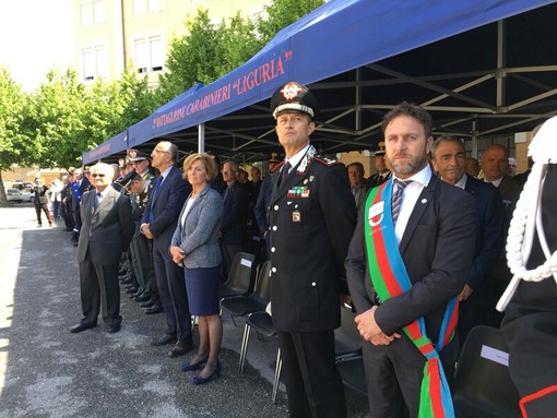 Genova, cerimonia per celebrare il 40° anniversario della concessione della Bandiera di Guerra al 2° Battaglione Liguria Genova, cerimonia per celebrare il 40° anniversario della concessione della Bandiera di Guerra al 2° Battaglione Liguria