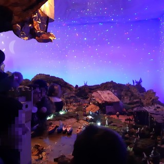 Visita al "Presepe in riva al mare" di Assonautica e lezione di ecologia per cinquantasei alunni della scuola primaria "Colombo" di Savona