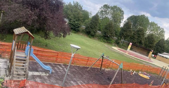 Piana Crixia, parco giochi chiuso per sicurezza: botta e risposta tra opposizione e sindaco Piana Crixia, parco giochi chiuso per sicurezza: botta e risposta tra opposizione e sindaco