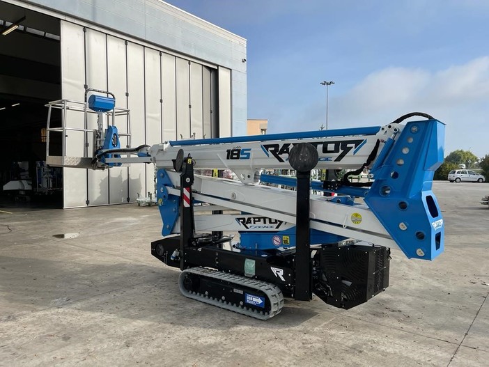 Innovazione e Sostenibilità con la Piattaforma Aerea Ragno ForSte 18S