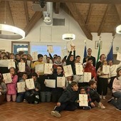 Andora, attestati di lingua francese con ospite d'onore per gli studenti di Molino: alla cerimonia anche il console a Genova Andora, attestati di lingua francese con ospite d'onore per gli studenti di Molino: alla cerimonia anche il console a Genova