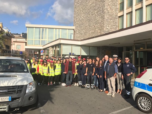 Alassio, steward dell’ambiente e Protezione civile in campo per la giornata mondiale per la prevenzione dei disastri naturali