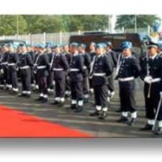 Si ballano danze occitane nella scuola di Polizia penitenziaria