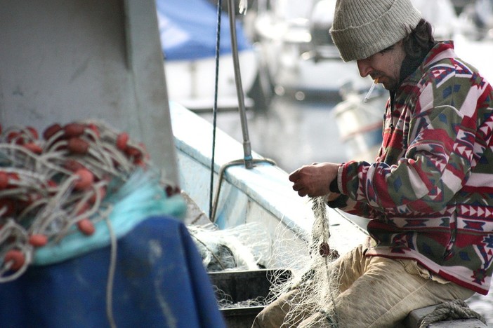 Pesca, Coldiretti, plauso alla legge “Salva mare”, Boeri e Rivarossa: “I pescatori contribuiranno a tenere puliti i mari” Pesca, Coldiretti, plauso alla legge “Salva mare”, Boeri e Rivarossa: “I pescatori contribuiranno a tenere puliti i mari”