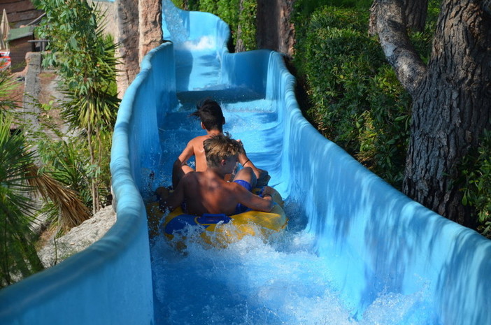 Beppe Costa lancia un messaggio di positività: "Il 1° giugno riapriremo Le Caravelle. E l'ottimo staff del parco non è a rischio ma crescerà con noi"