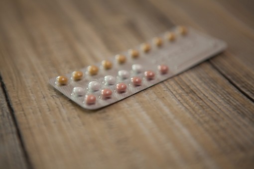 Pillola anticoncezionale gratuita per donne under 25, la proposta in Commissione Salute