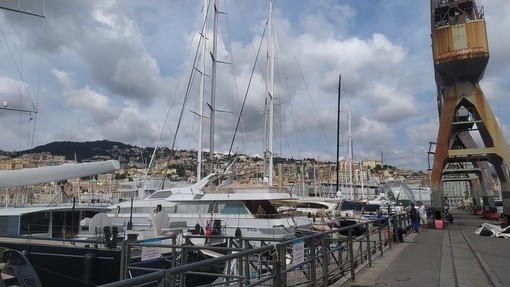 Lo Spritz è "troppo caro" e in un locale del Porto Antico arriva la Finanza
