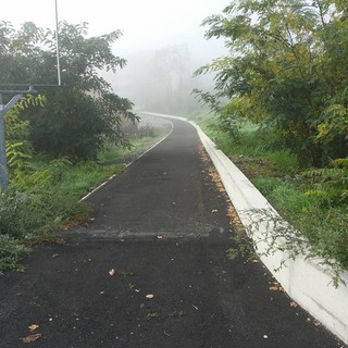 Carcare, realizzato un percorso ciclo-pedonale "sicuro" per la stazione ferroviaria di San Giuseppe (FOTO) Carcare, realizzato un percorso ciclo-pedonale "sicuro" per la stazione ferroviaria di San Giuseppe (FOTO)