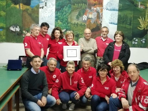 Urbe, premiati i militi della Croce Rossa locale Urbe, premiati i militi della Croce Rossa locale