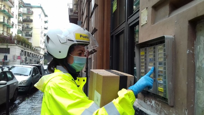 Poste Italiane, al via le assunzioni di portalettere a Savona