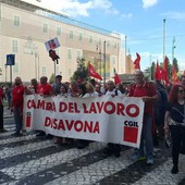 Dalla provincia di Savona a Roma per “La Via Maestra”: centinaia di liguri alla manifestazione nazionale di Cgil Dalla provincia di Savona a Roma per “La Via Maestra”: centinaia di liguri alla manifestazione nazionale di Cgil