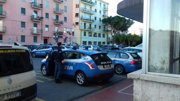Ceriale, percepiva il reddito di cittadinanza e i buoni spesa dal comune ma non ne aveva diritto: sanzionato dalla Polizia Ceriale, percepiva il reddito di cittadinanza e i buoni spesa dal comune ma non ne aveva diritto: sanzionato dalla Polizia