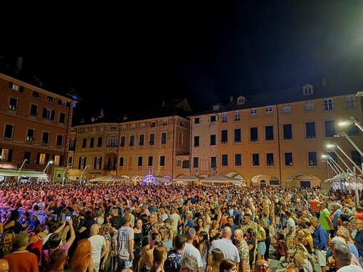 Dalla PFM ai Gipsy King, bilancio positivo per il "Finale Music Festival": cinque concerti e migliaia di presenze