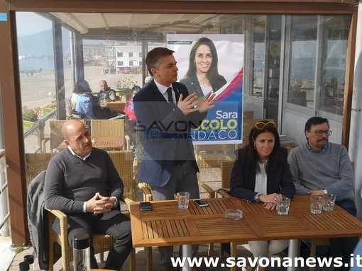 Elezioni Pietra Ligure, l'endorsement del viceministro Rixi per Sara Foscolo: &quot;Una parlamentare come sindaco opportunità da non perdere&quot; (FOTO e VIDEO)