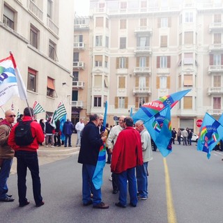 Presidio unitario dei sindacati a Savona: "Necessarie risorse per il sistema previdenziale”