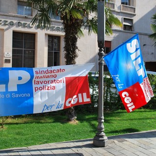 No alla chiusura della Polizia Frontiera di Savona: il Silp scende in piazza