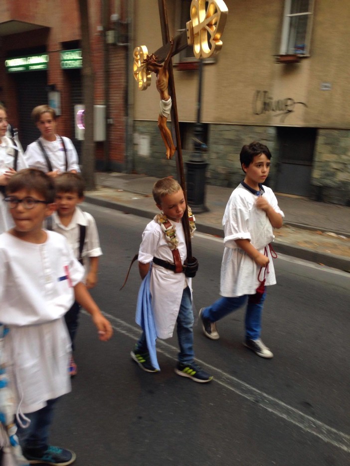 Festa di Nostra Signora della Misericordia, 40 confraternite in processione ad Albenga Festa di Nostra Signora della Misericordia, 40 confraternite in processione ad Albenga