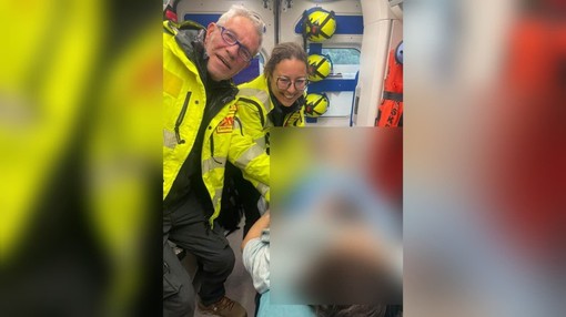Mamma di Laigueglia partorisce in ambulanza sull’A10: fiocco rosa dopo l’uscita di San Bartolomeo al Mare Mamma di Laigueglia partorisce in ambulanza sull’A10: fiocco rosa dopo l’uscita di San Bartolomeo al Mare