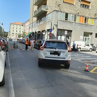 Sta per riaprire al traffico piazza Giulio II a Savona: da martedì 12 novembre via al rifacimento della segnaletica