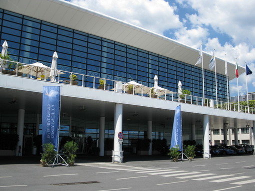 Savona, domani (2 dicembre) chiuso il punto vaccinale del Palacrociere Savona, domani (2 dicembre) chiuso il punto vaccinale del Palacrociere