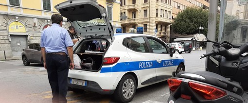 Savona, extracomunitari affittavano camere in centro abusivamente a connazionali: scovati dalla polizia locale Savona, extracomunitari affittavano camere in centro abusivamente a connazionali: scovati dalla polizia locale