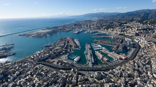 Incidente mortale in porto a Savona: due ore di sciopero nelle prime ore del turno per i lavoratori di Genova
