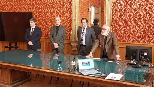 Campuswave e RadioCom.tv a braccetto: la radio come racconto di Savona e per far conoscere il Campus anche all'estero Campuswave e RadioCom.tv a braccetto: la radio come racconto di Savona e per far conoscere il Campus anche all'estero