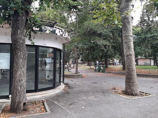 Savona 2021, degrado di Piazza del Popolo, il candidato Aschei: "Situazione desolante e tragica, bisogna assolutamente intervenire" Savona 2021, degrado di Piazza del Popolo, il candidato Aschei: "Situazione desolante e tragica, bisogna assolutamente intervenire"