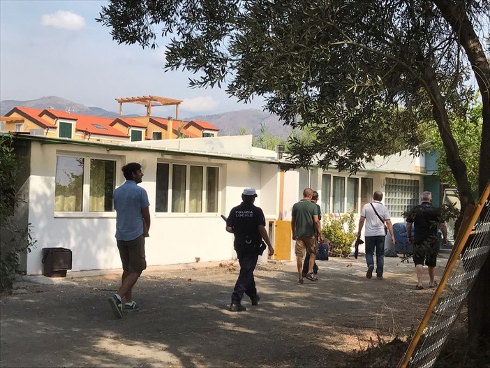 Albenga, il sindaco Cangiano sui migranti: "Adotteremo la delibera dell'ANCI" Albenga, il sindaco Cangiano sui migranti: "Adotteremo la delibera dell'ANCI"