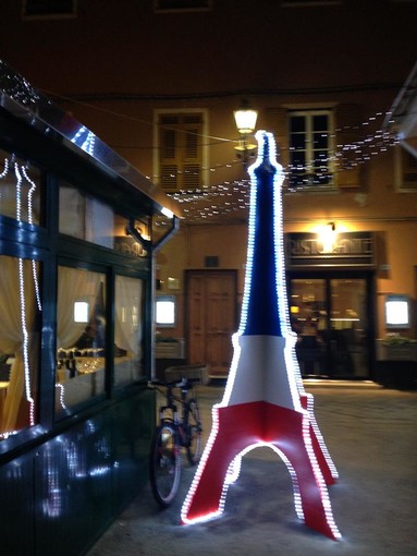 Alassio solidale a Parigi anche per Natale Alassio solidale a Parigi anche per Natale