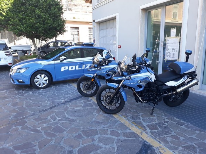 Controlli della Polizia di Stato ad Alassio, Andora e Laigueglia: 50 persone identificate