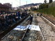 Imperia: dilaga la protesta per 'Fermare l'Italia'. Circolazione dei mezzi bloccata, occupati i binari della stazione dei treni di Oneglia