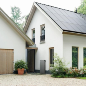 Strategie stagionali per le batterie: adattare l'uso dell'energia solare e dell'accumulo durante l'anno Strategie stagionali per le batterie: adattare l'uso dell'energia solare e dell'accumulo durante l'anno