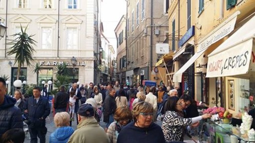 Record di turisti in Liguria, in Provincia di Savona sono per lo più lombardi e piemontesi