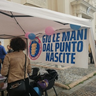 Punto nascite del Santa Corona, il Comitato Nascere a Pietra in occasione dell'8 marzo: "850 giorni di chiusura 'provvisoria', siamo di fronte ad un altro diritto negato"