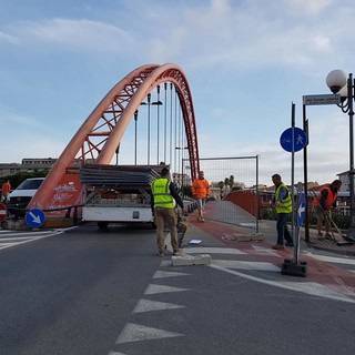 Albenga, il sindaco Tomatis: "Dalla prossima settimana sarà ripristinato il doppio senso di marcia sul Ponte Viveri"
