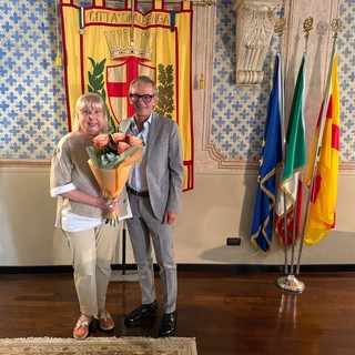 La preside Barile del Liceo G. Bruno va in pensione e incontra il sindaco di Albenga