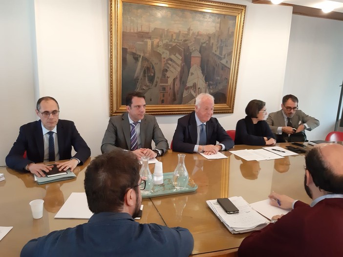 Piaggio Aerospace, incontro all'Unione Industriali tra il commissario straordinario e i sindacati