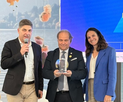 “Oscar” del Turismo italiano, alla Liguria il premio “Destination Sustainability” “Oscar” del Turismo italiano, alla Liguria il premio “Destination Sustainability”