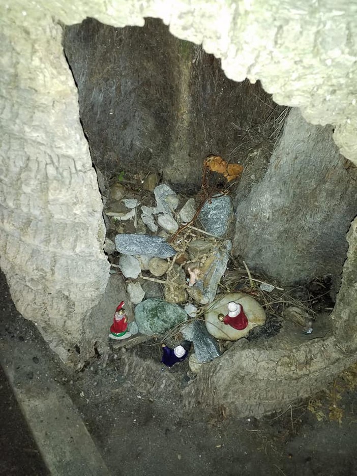 Vandalizzato il presepe all'interno della palma in passeggiata ad Albisola