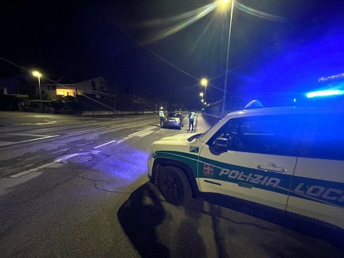 Al volante con un tasso alcolemico cinque volte superiore al consentito: denunciata una 40enne savonese a Bra Al volante con un tasso alcolemico cinque volte superiore al consentito: denunciata una 40enne savonese a Bra